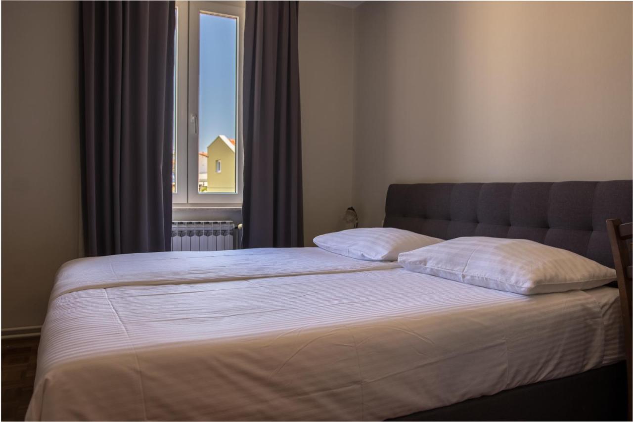Hotel Minerva Медулин Екстер'єр фото