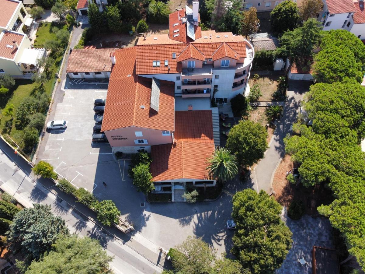 Hotel Minerva Медулин Екстер'єр фото