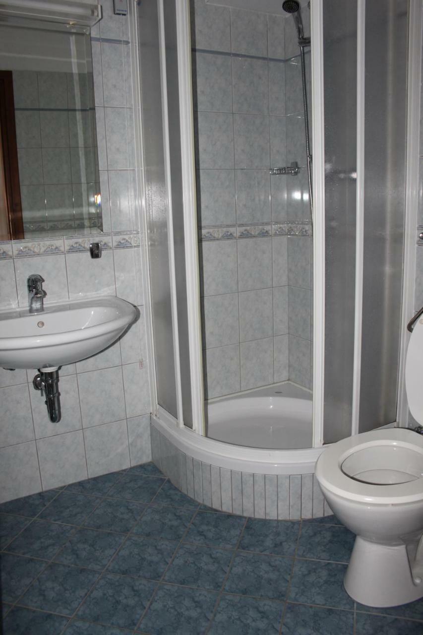 Hotel Minerva Медулин Екстер'єр фото